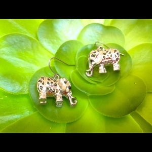 Elephant ear rings NWOT